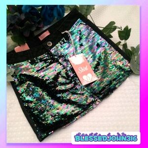 Squeeze Sequins Skirt NWT